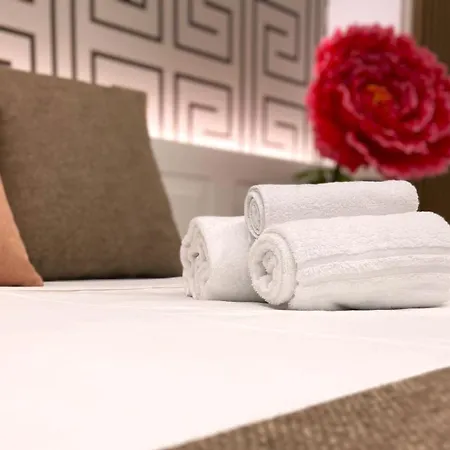 Charme Flower Guest house 3*